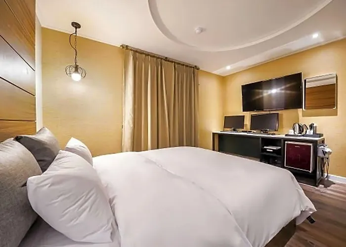 Bulgwang Cs Hotel 3*
