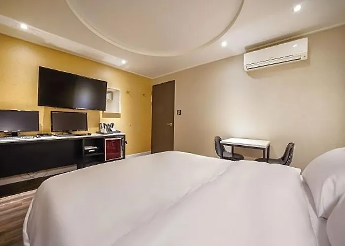 Bulgwang Cs Hotel 3*
