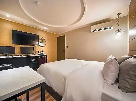 Hotel Bulgwang Cs 3*